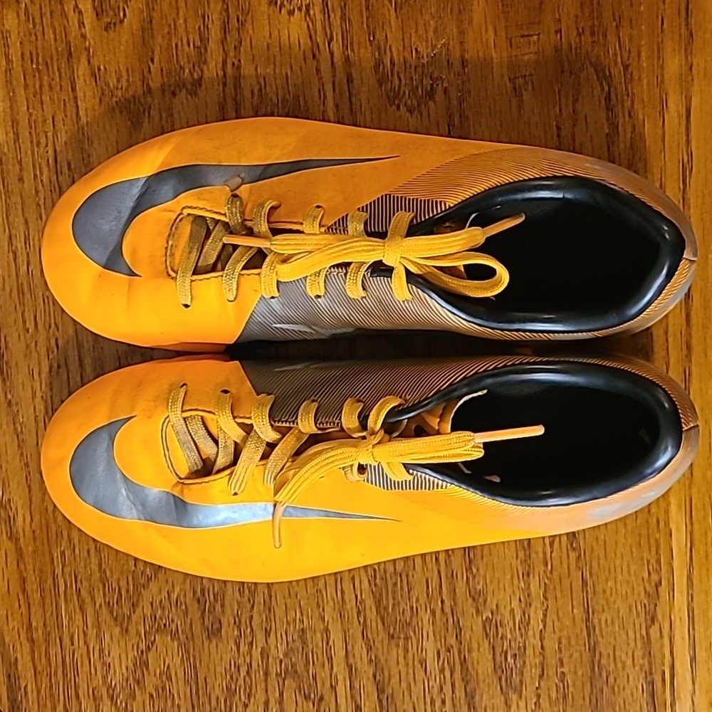 Nike Mercurial soccer cleat 4T
